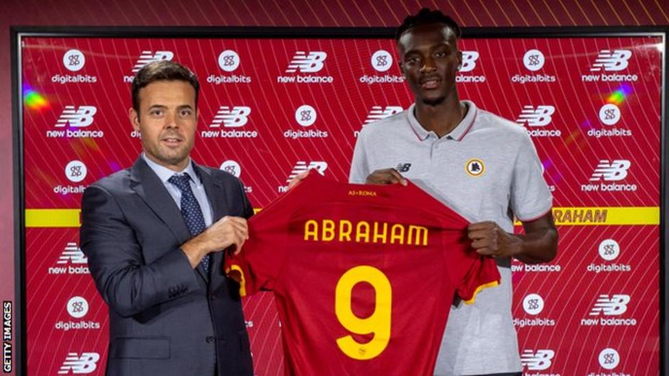Striker Tammy Abraham has completed a 40m euro (£34m) move to Italian side Roma from Chelsea.